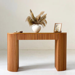 Homak Ribbed Console
